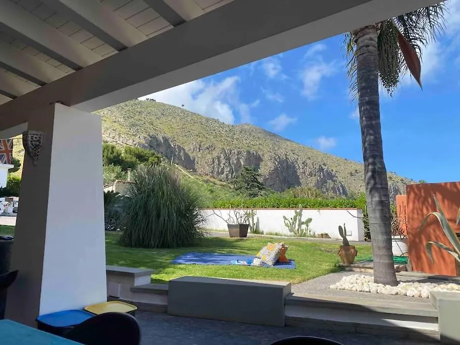 Apartment Villa Elloise Palermo Italy