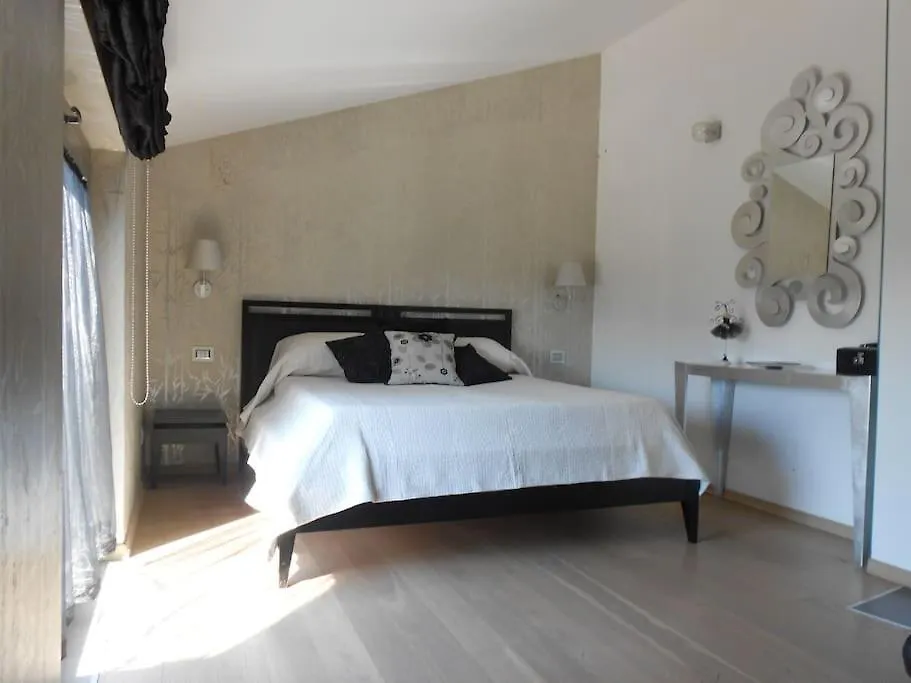 Villa Elloise Palermo Apartment